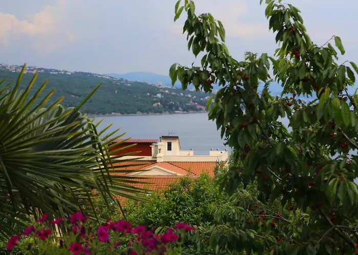 Carmen Volosko Apartment Opatija