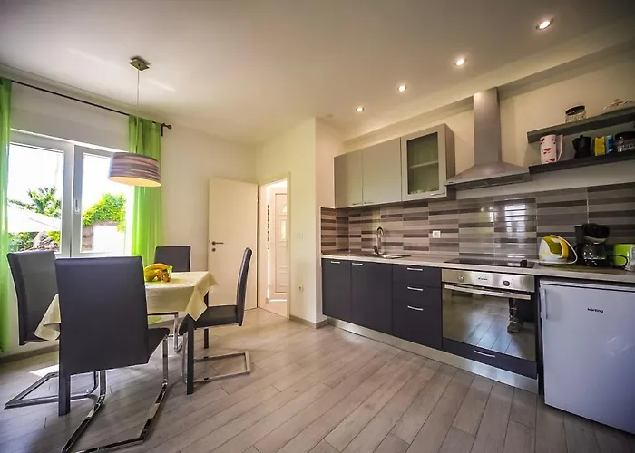 Apartament Carmen Volosko *